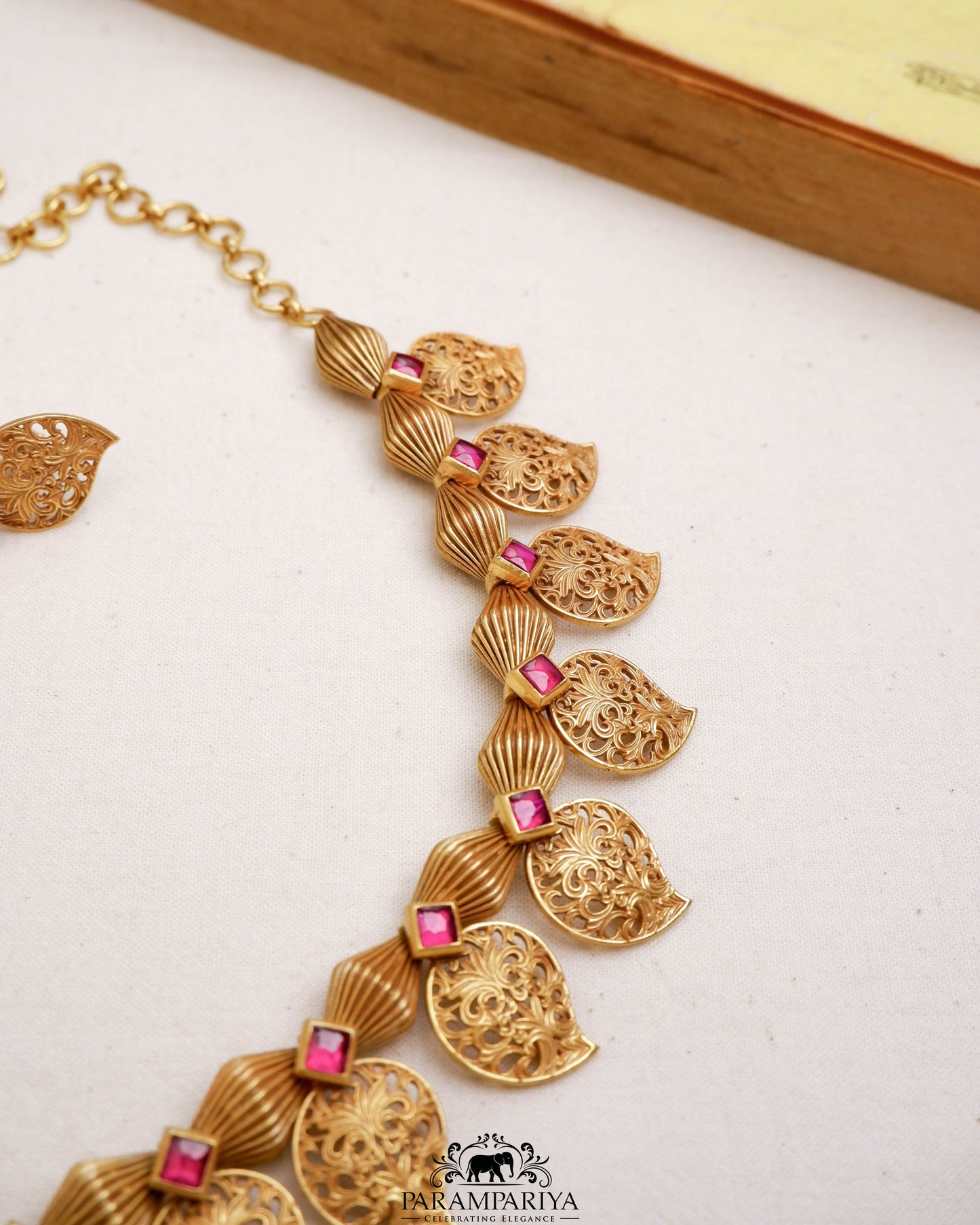 Devika Necklace Set