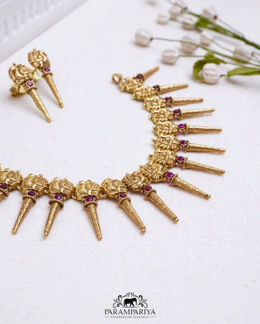 Varnam Necklace Set