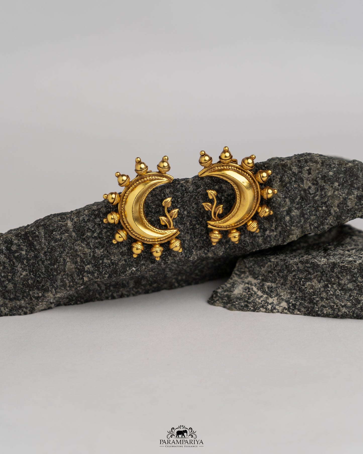 Celestial Charm!!
92.5 pure silver with gold micron-plated earrings.