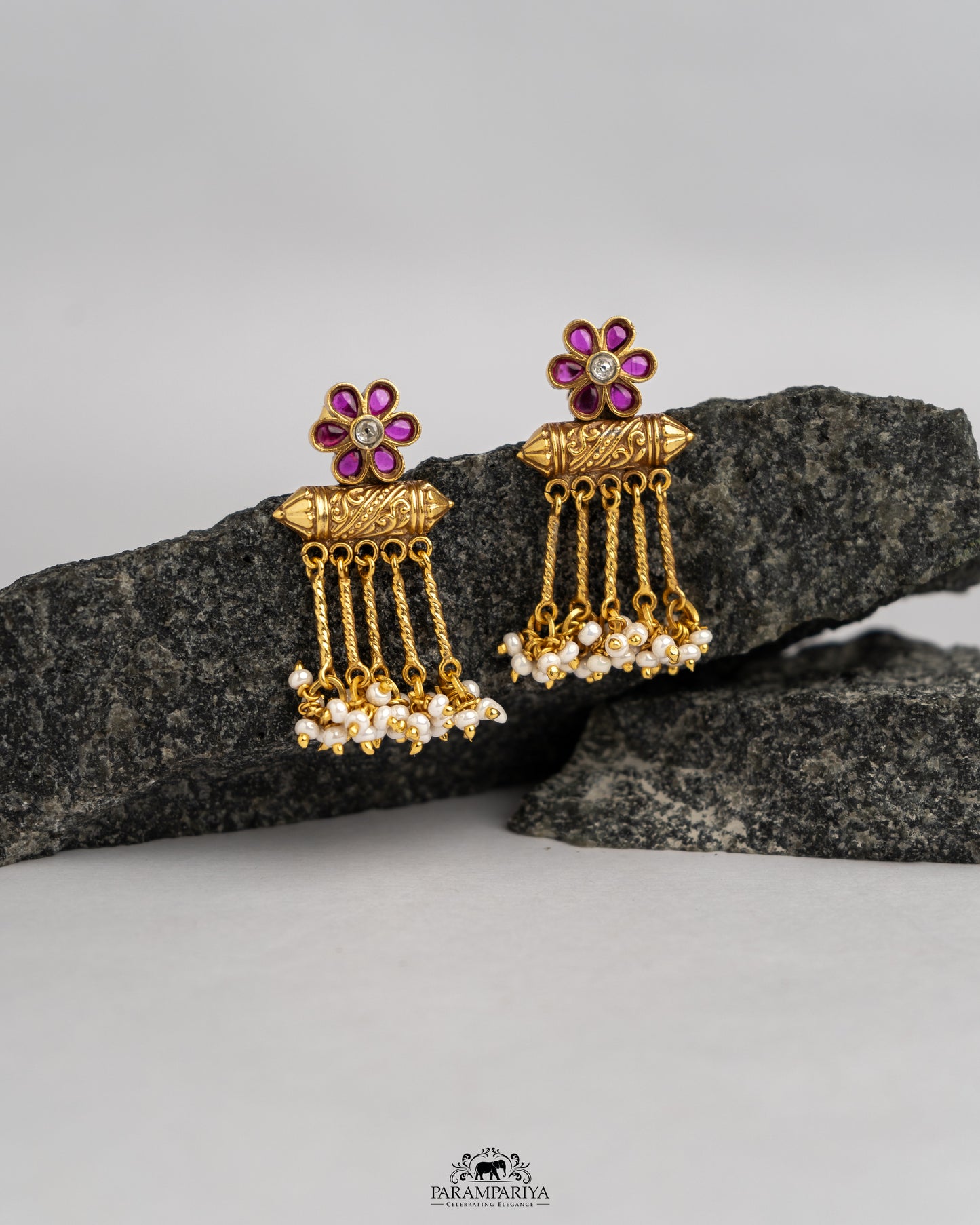Danglers Delight!!
pure silver micron gold plated earrings.