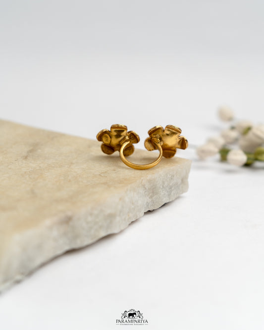 Dharv Finger Ring
