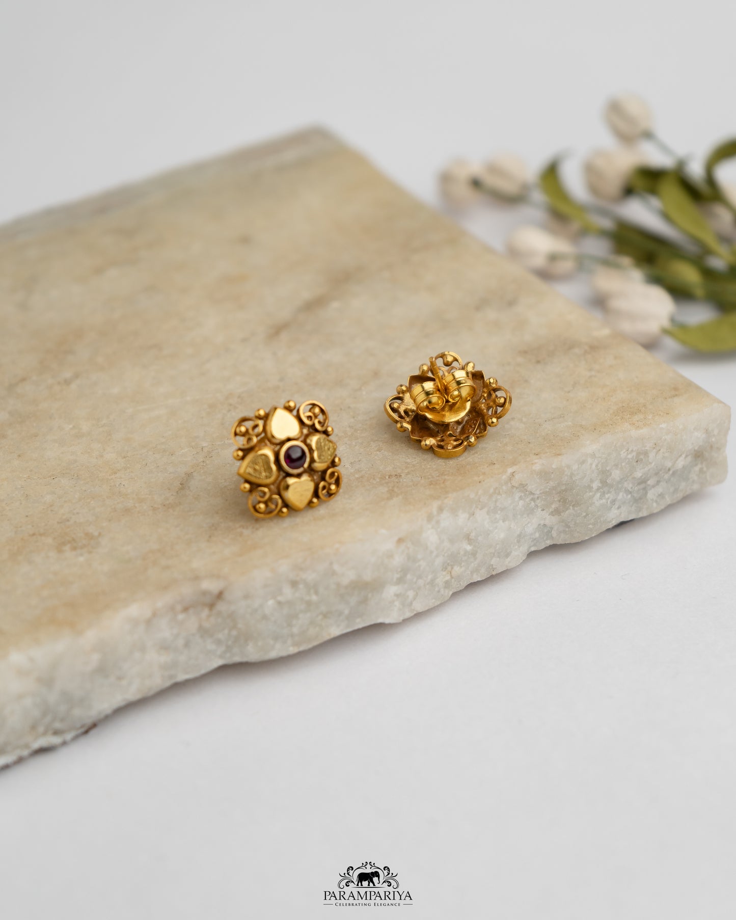Govini Earrings