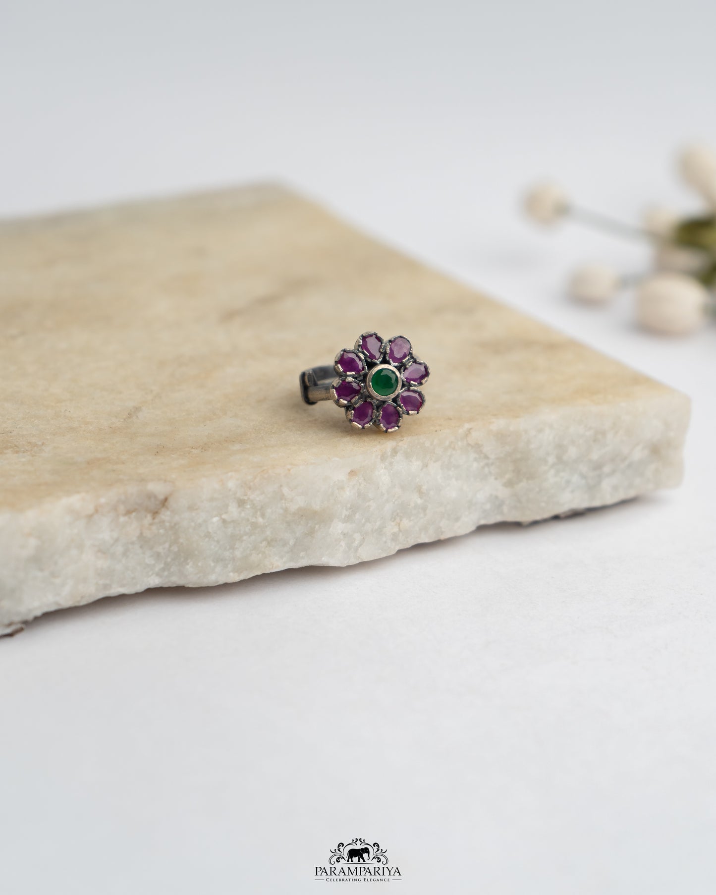 Indra Finger Ring