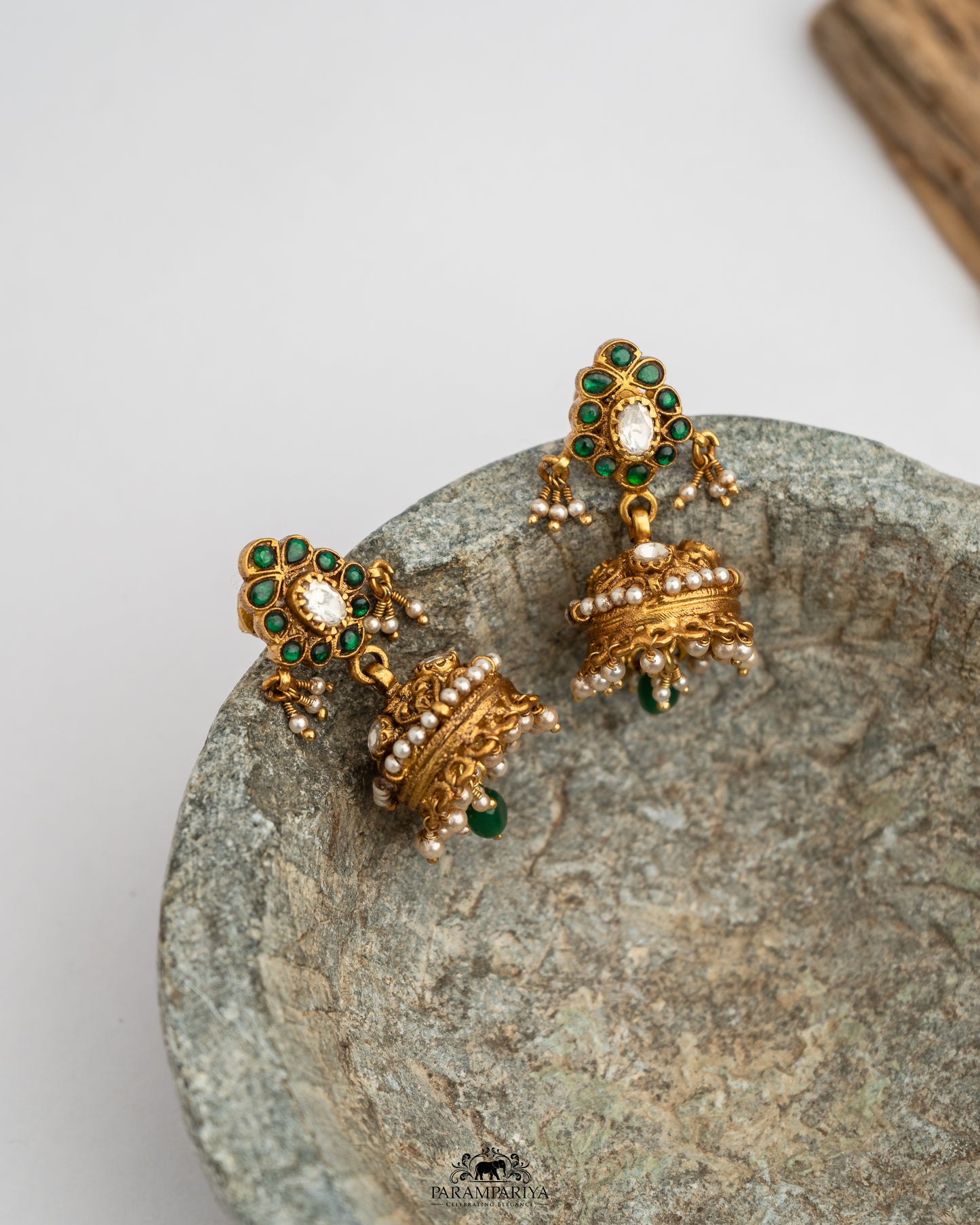 For the Timeless Love of Jhumkas!!
Explore 92.5 pure silver kundan temple jhumkas.
