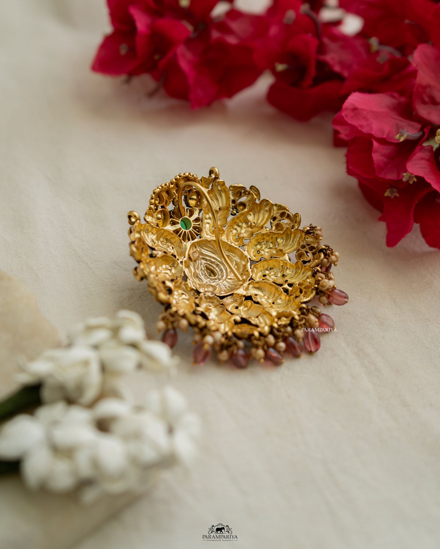 Kani Pendant