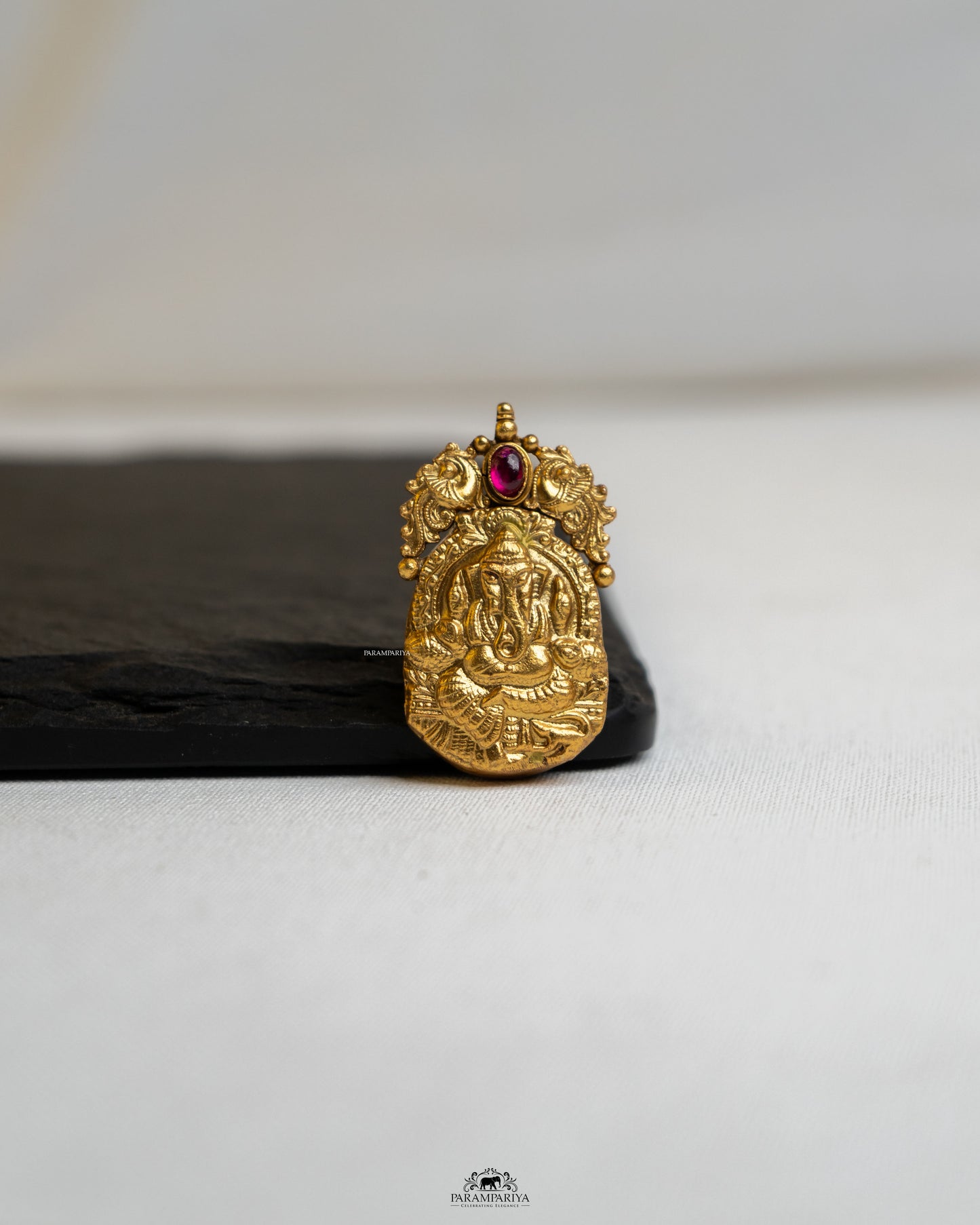 Barsana Pendant