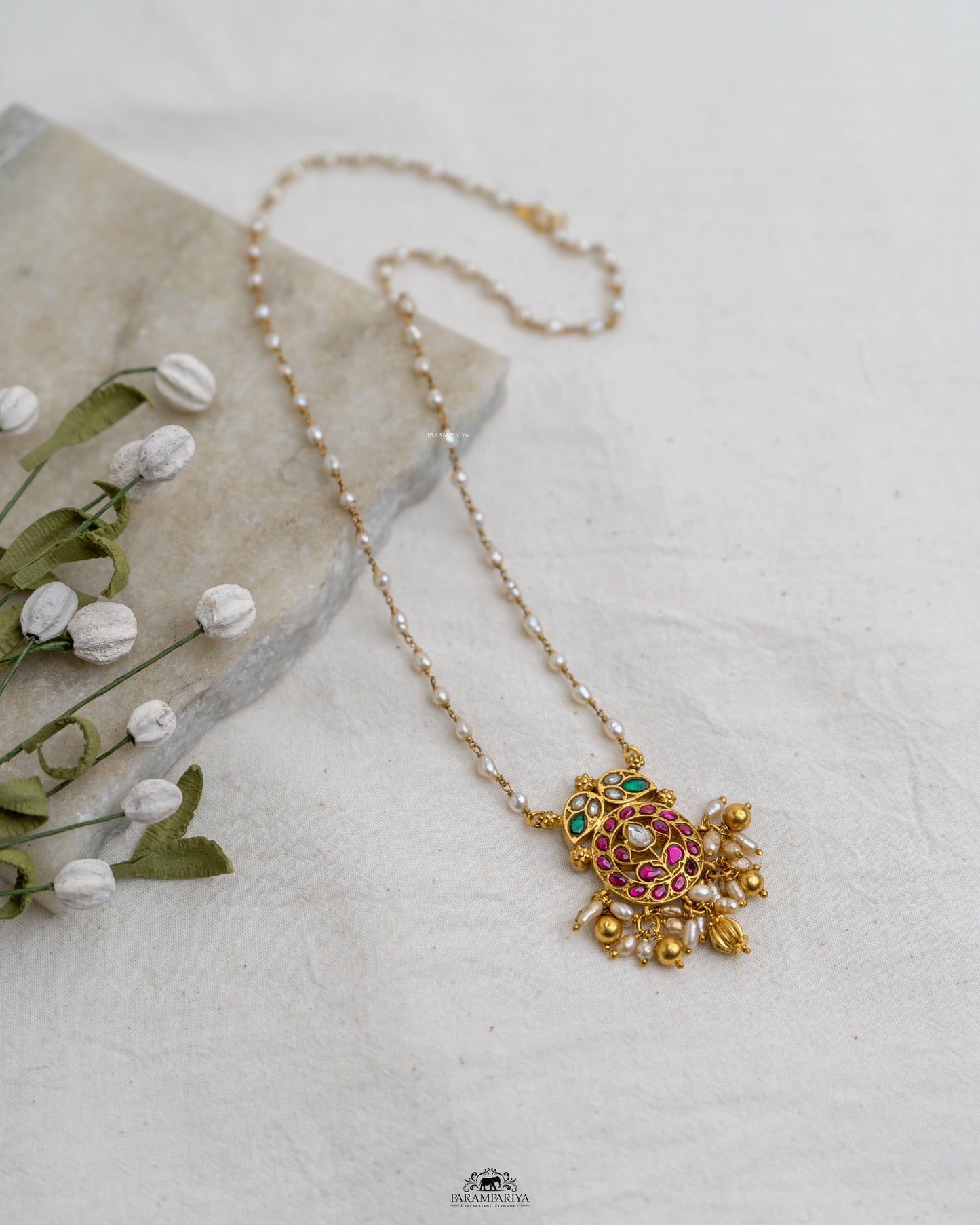 Pure silver micron gold plated minimal pearl neck chain with kundan pendant.