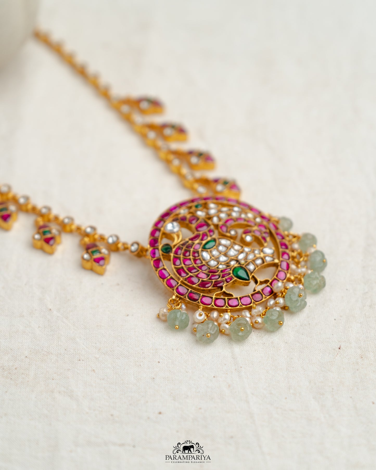 Idhazhya Necklace