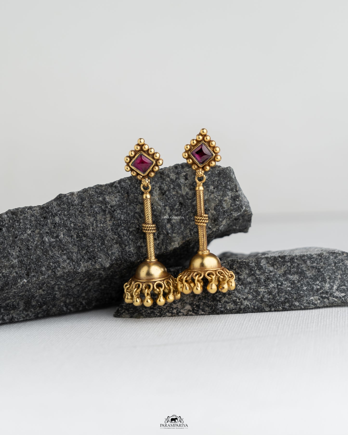 For the love of jhumka!!
92.5 pure silver micron gold plated jhumka.