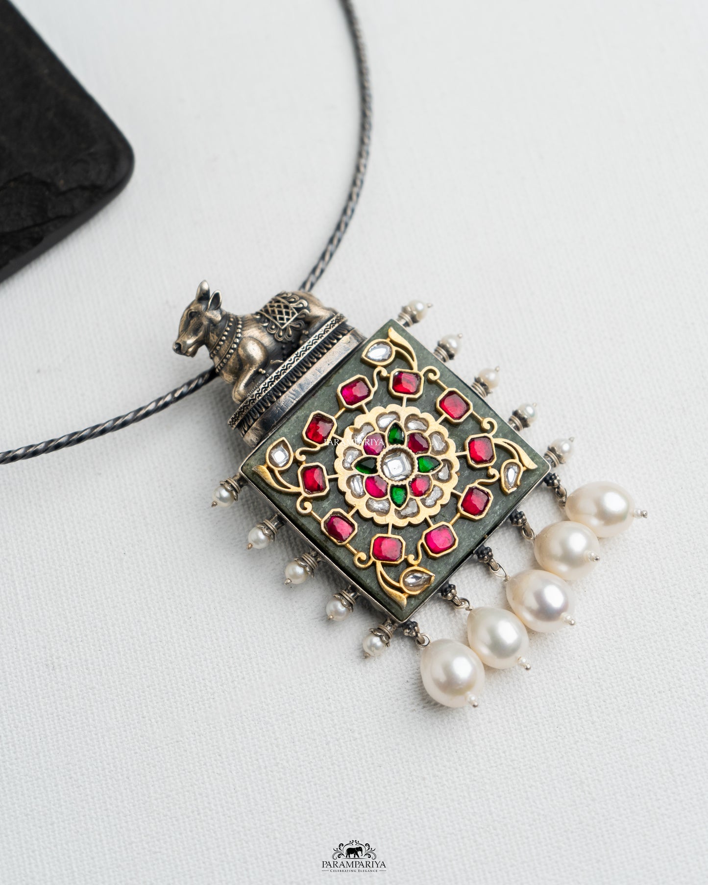 Disha Necklace