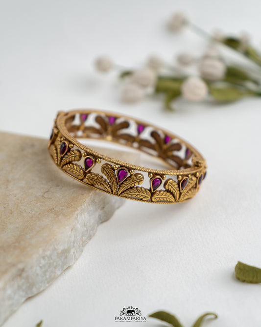 Vartika Bangle (Single)