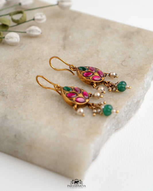 Kavi Earrings
