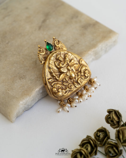 For the Privileged!!
92.5 pure silver gold micron plated antique pendant.