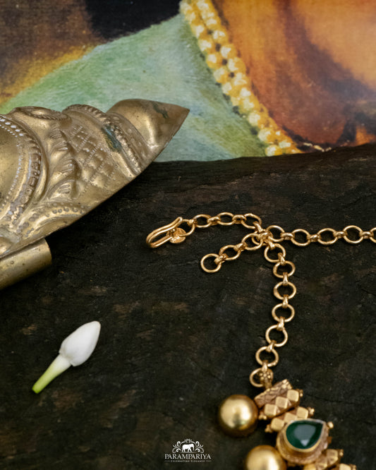 Aishani Necklace