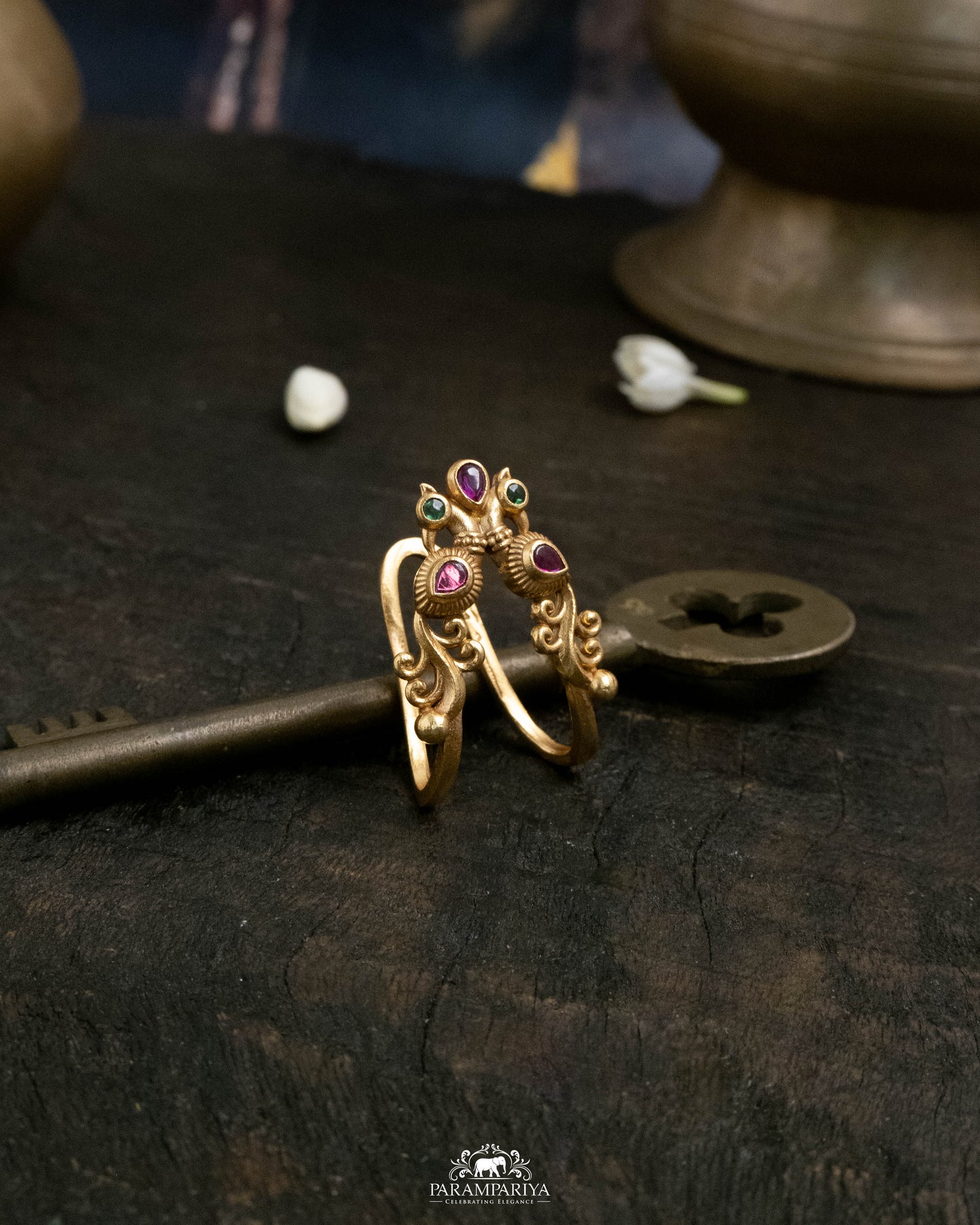 Lalita Finger Ring