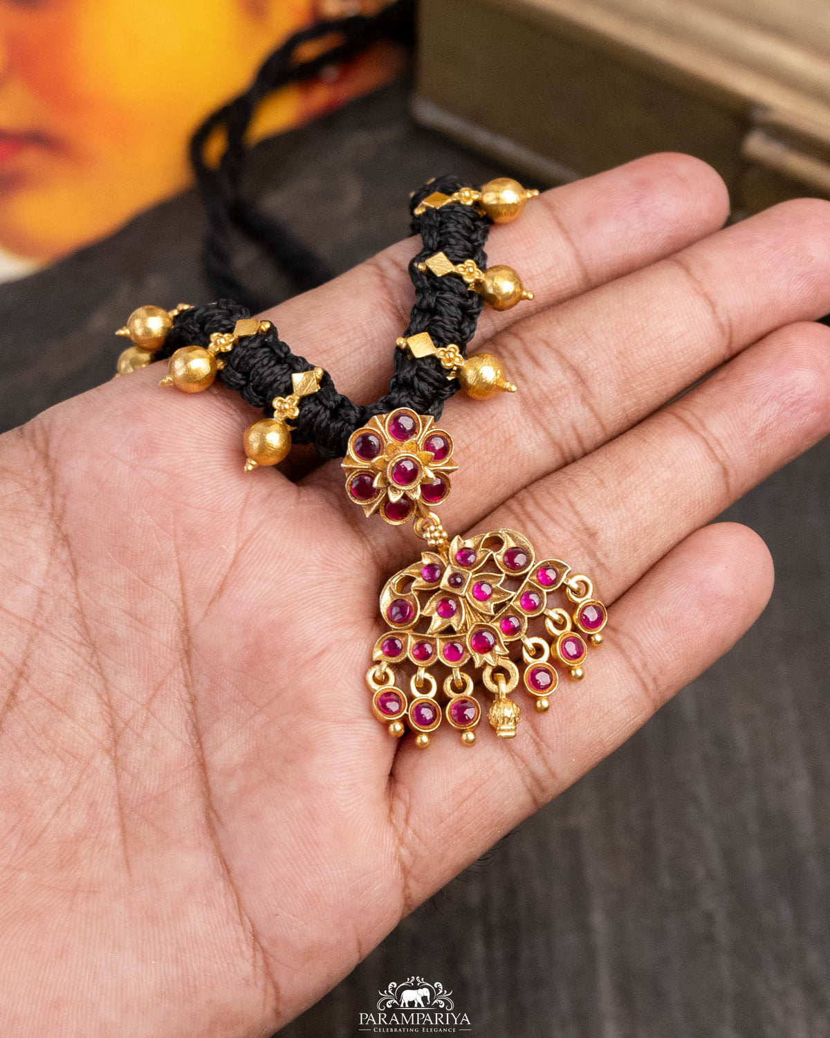 Venmathi Necklace