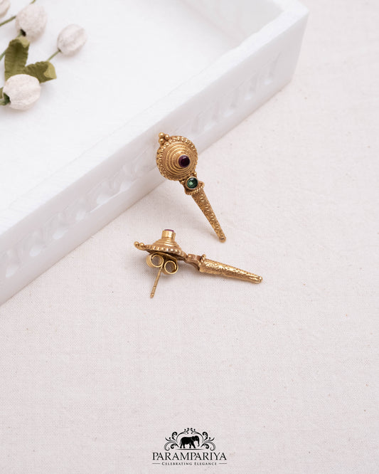 Nidhira Necklace Set