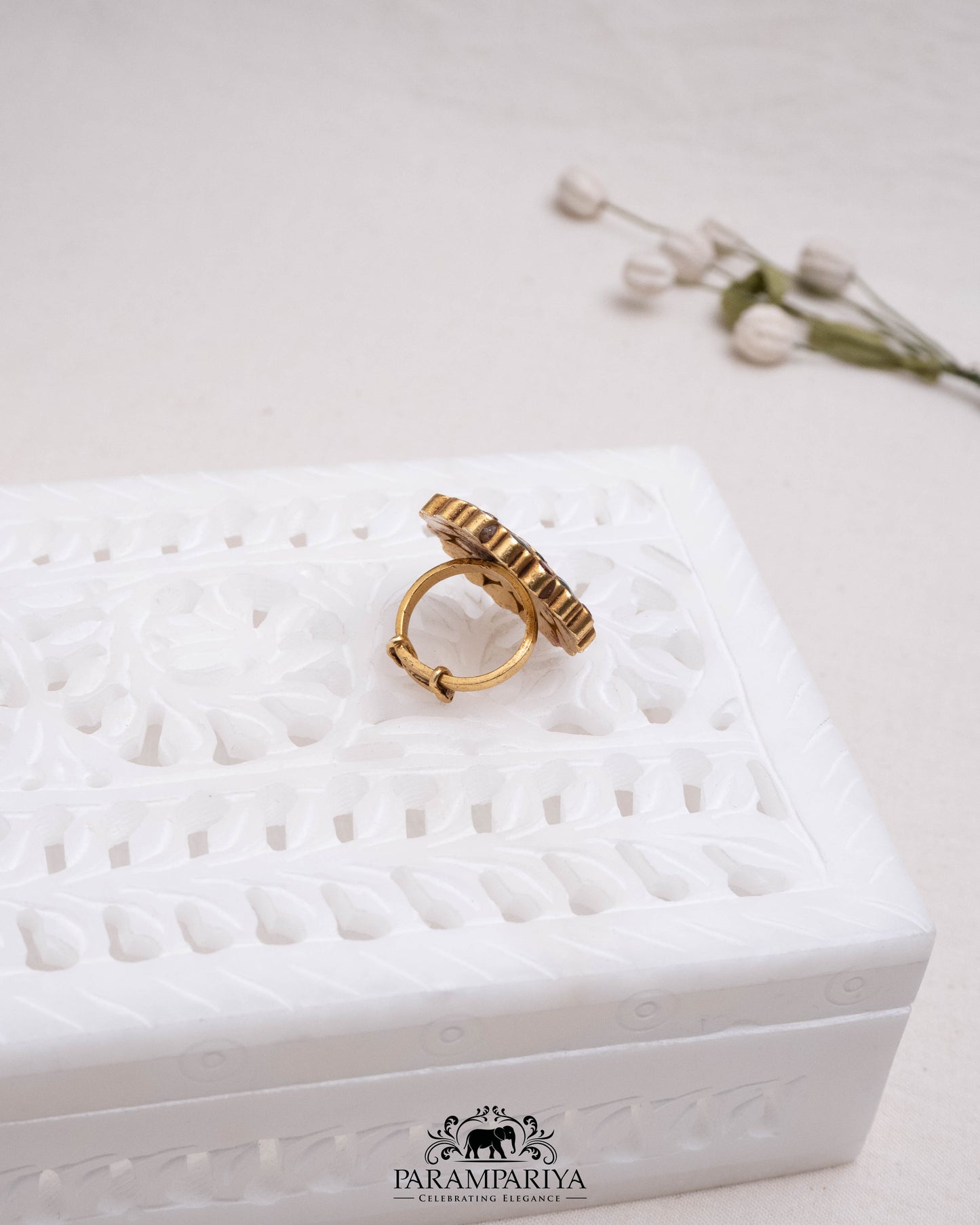 Raga Finger Ring
