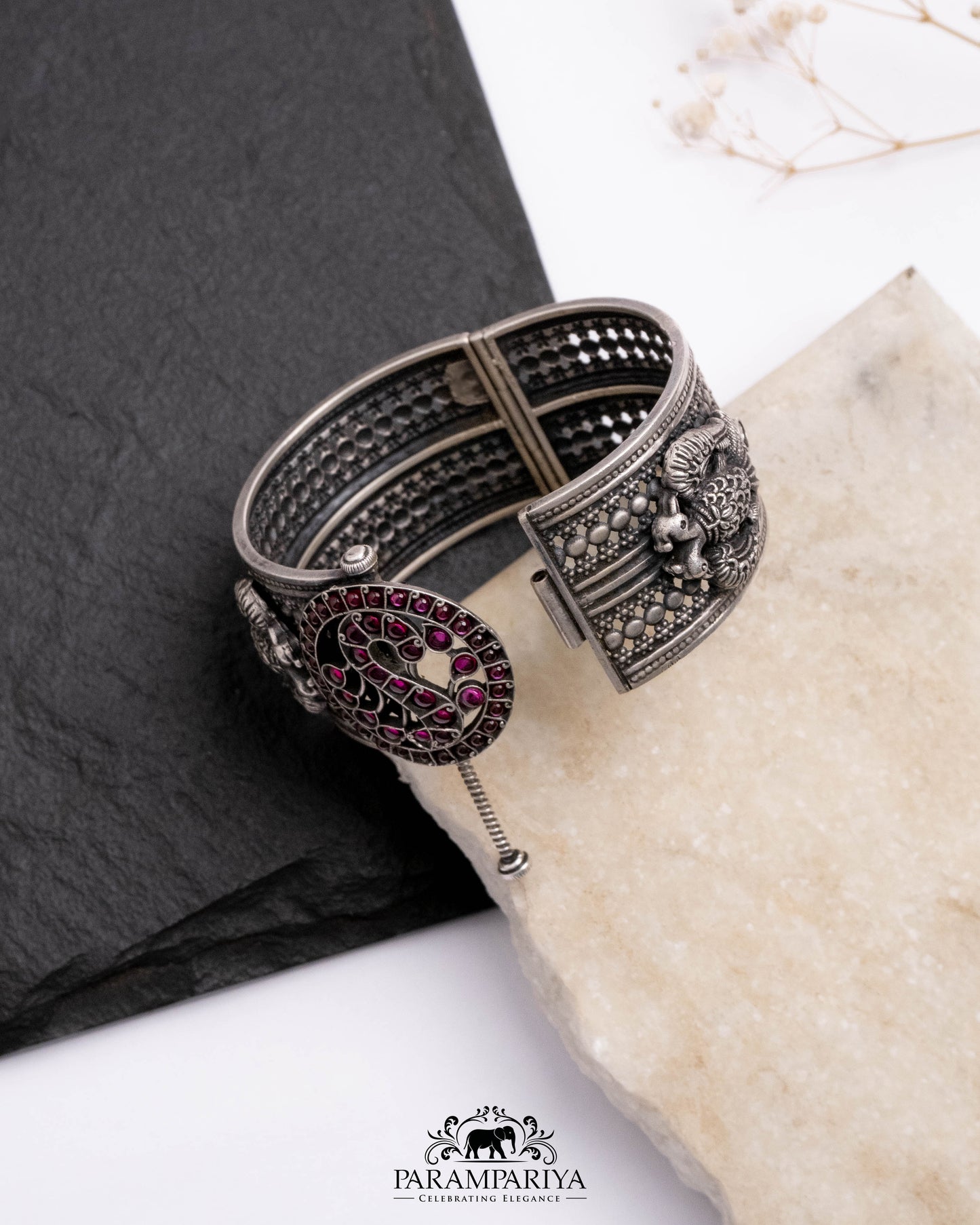 Saisha Bangle (Single)