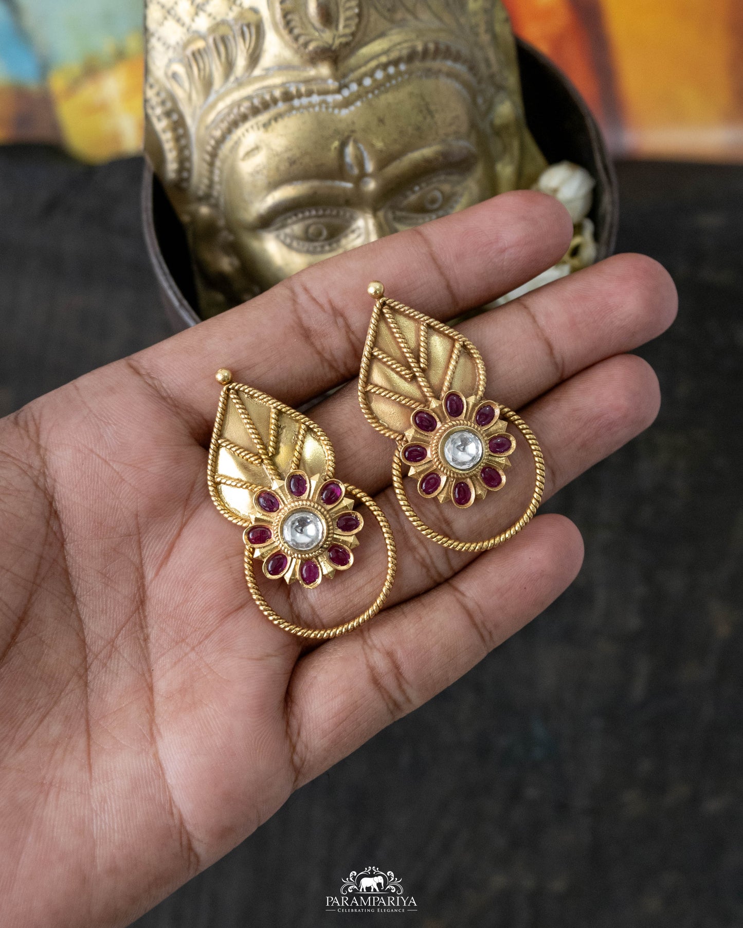 Pari Earrings