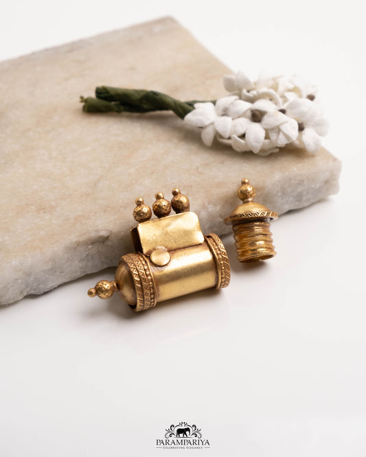 Ravinya Pendant (Openable)