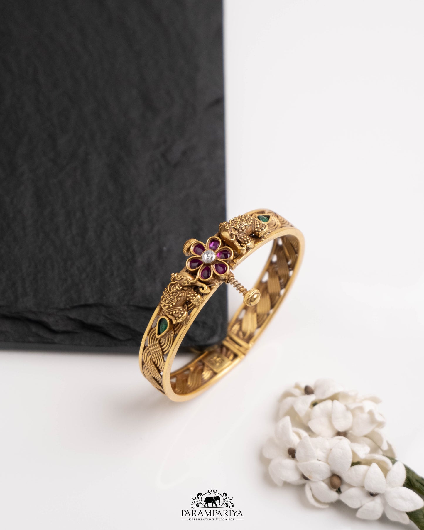 Manav Bangle (Single)