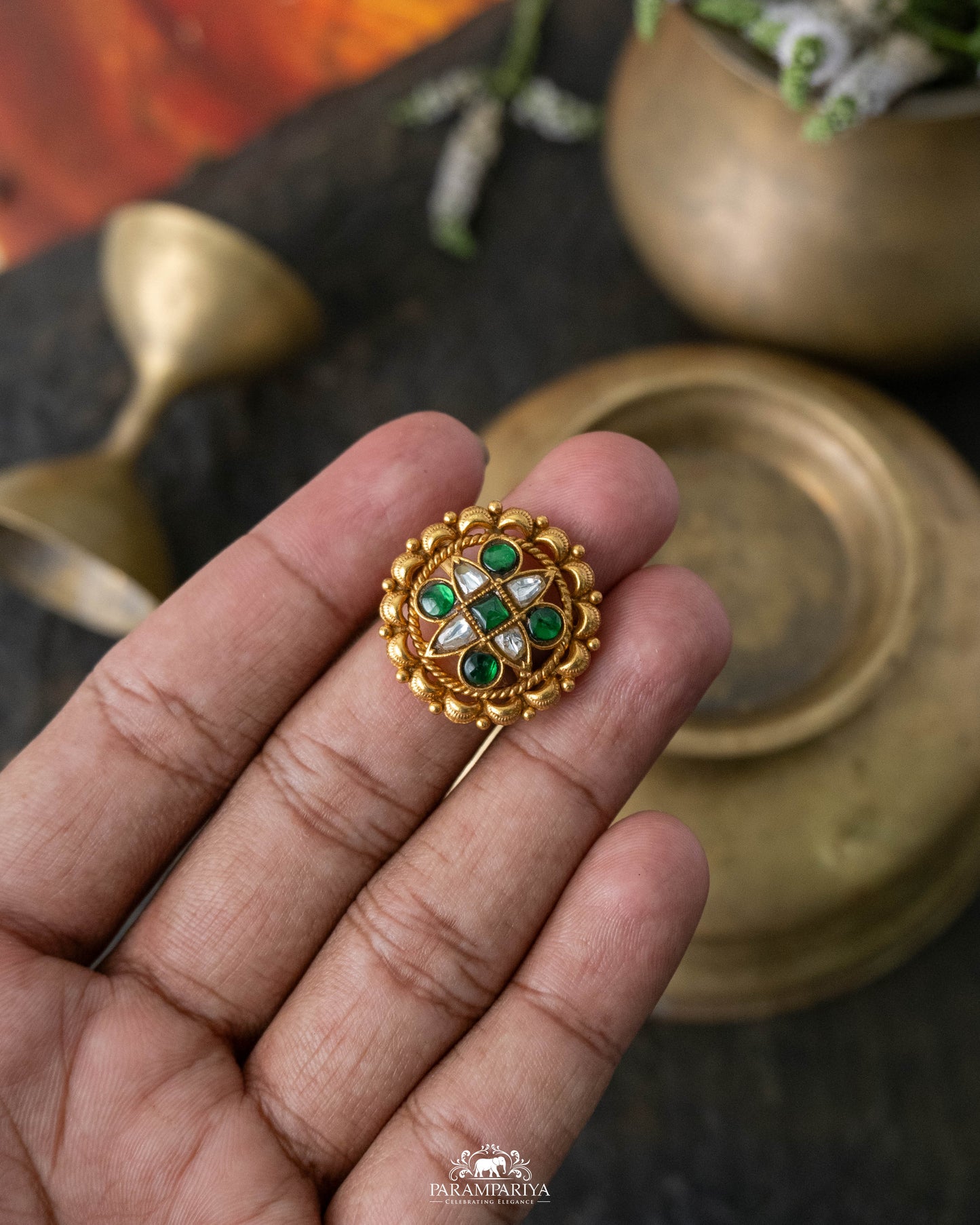 Bavagi Finger Ring
