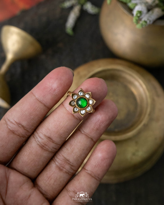 Dhara Finger Ring