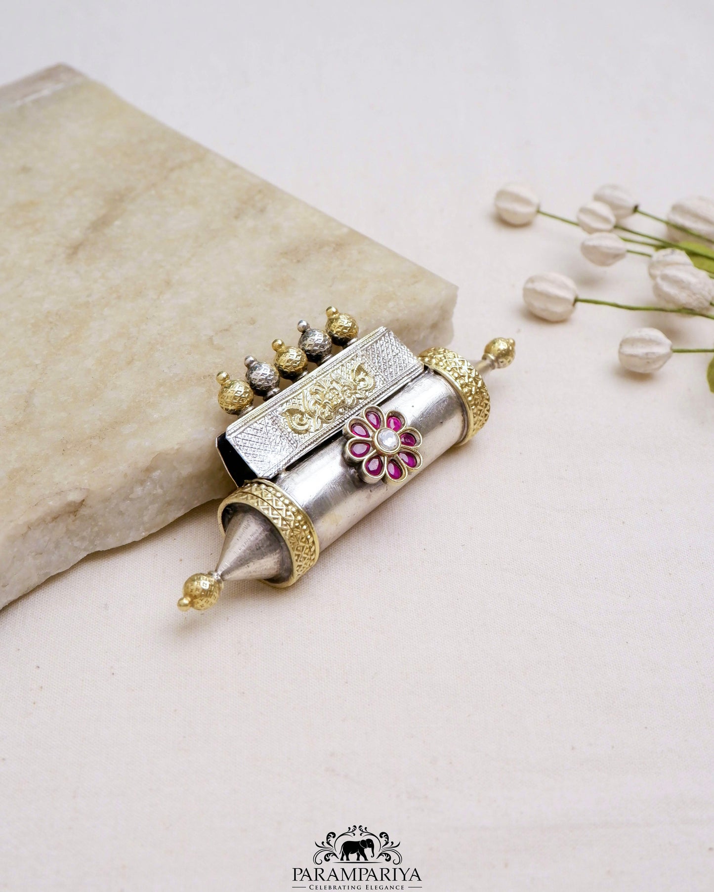 Sarojini Pendant (Openable)