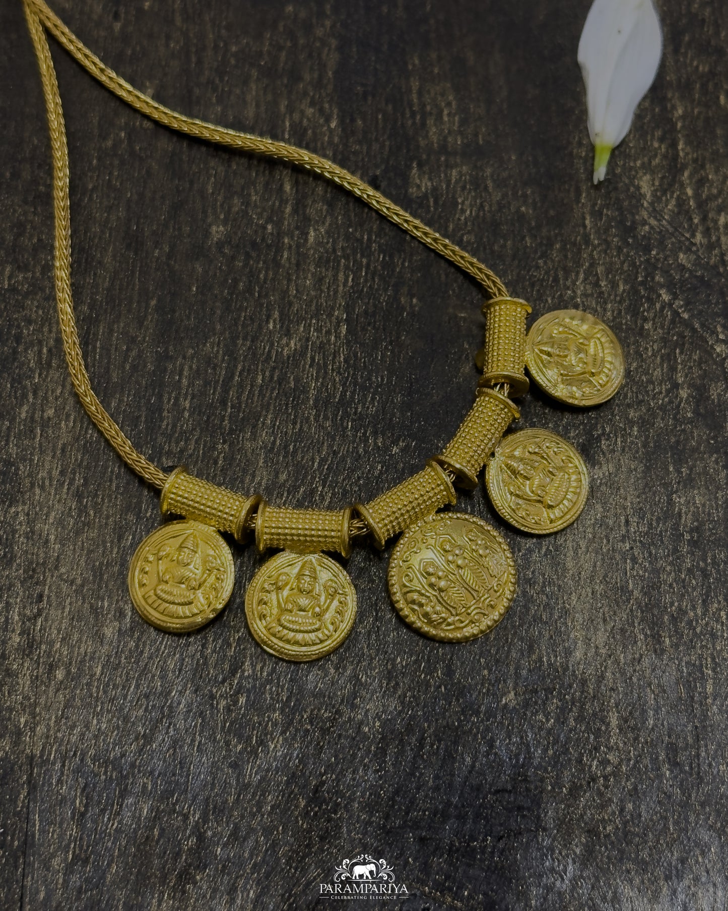 Kumarivalli Necklace (Reversible)