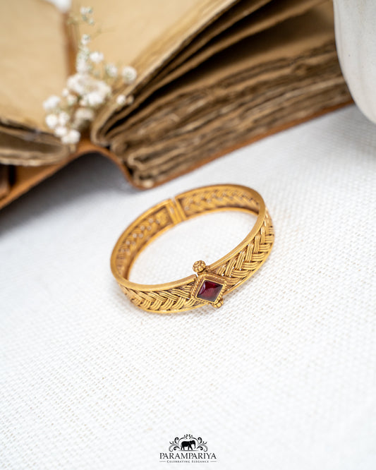 Eshani Bangle (Single)