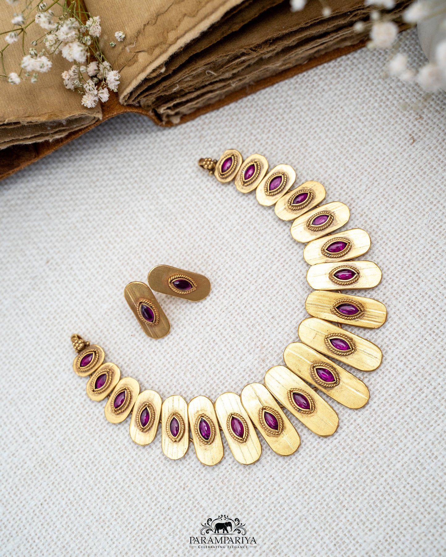 Divyam Necklace Set