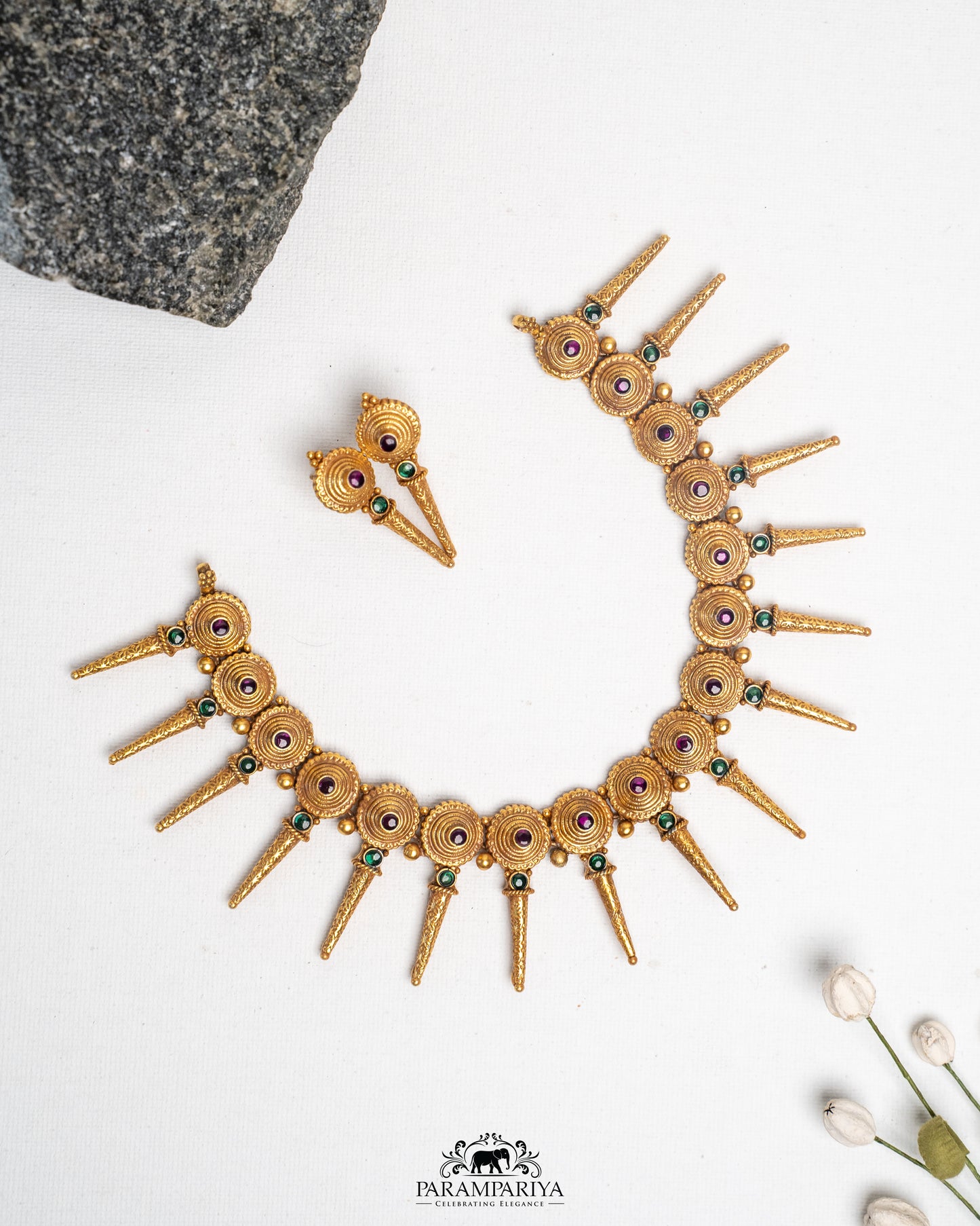 Nidhira Necklace Set