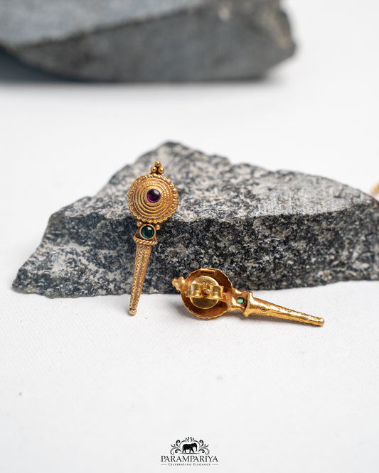 Nidhira Necklace Set