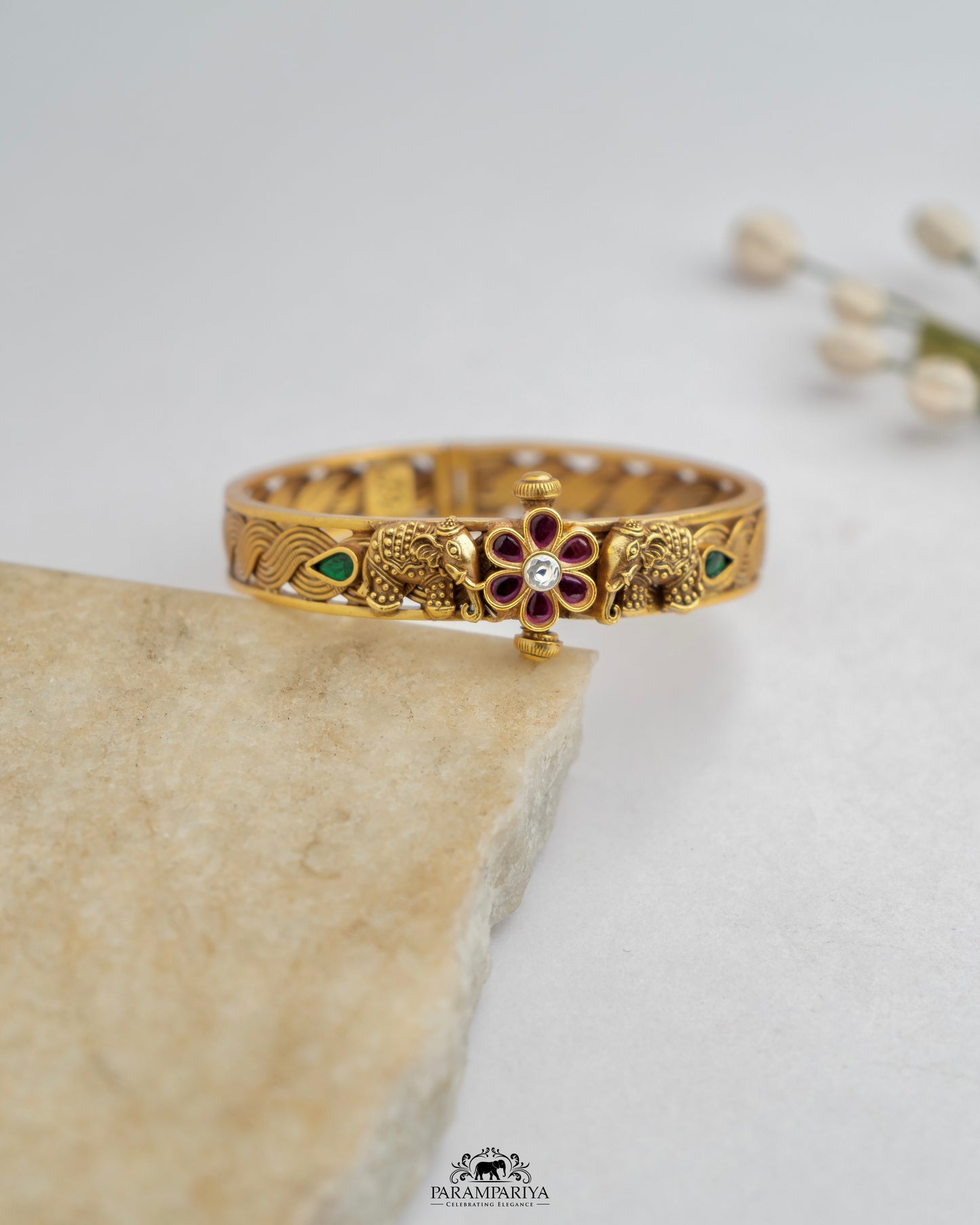 Manav Bangle (Single)
