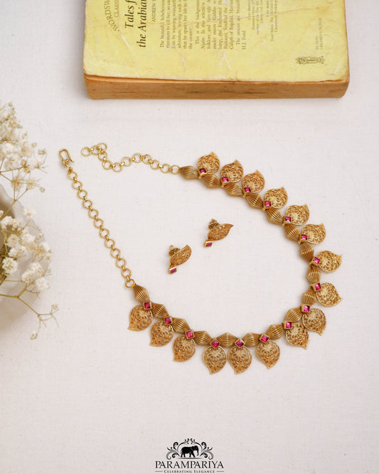 Devika Necklace Set