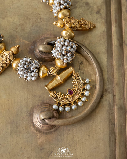 Mouktika Necklace