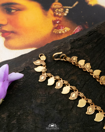 Tarikai Necklace