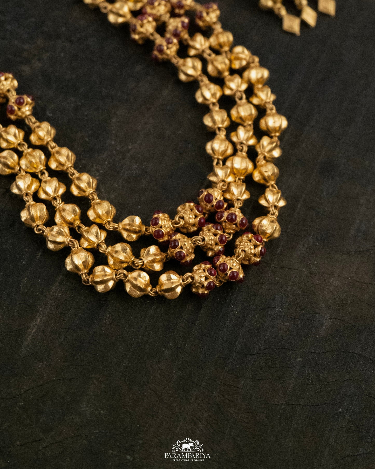 Nilakshi Necklace Set
