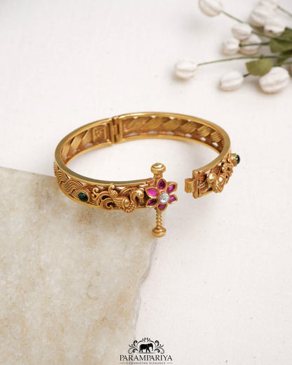 Harith Bangle (Single)