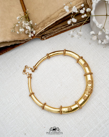 Nilaa Necklace