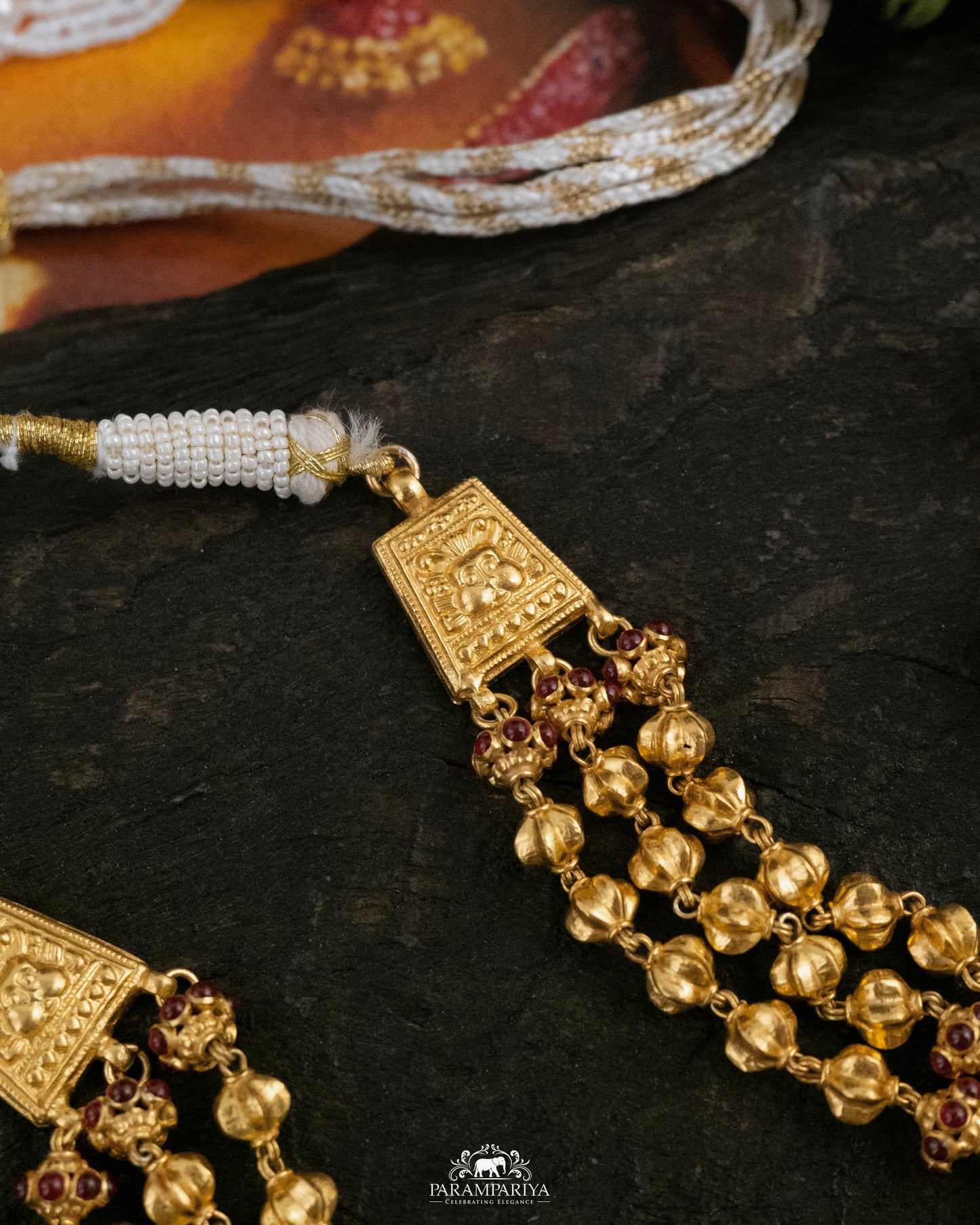 Nilakshi Necklace Set