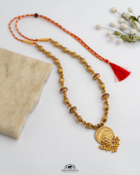 Tribally Traditional!!

92.5 pure silver gold plated necklace with a touch of tribal elegance.