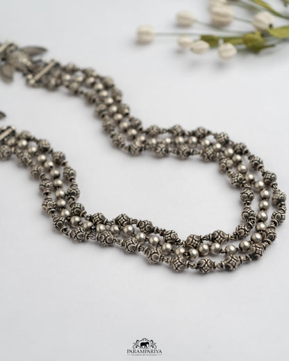 Jashvi Necklace