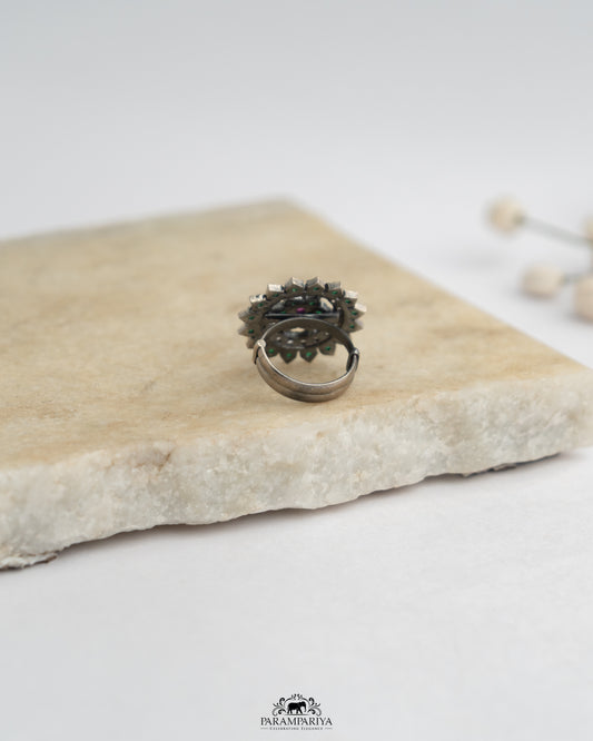 Megavi Finger Ring