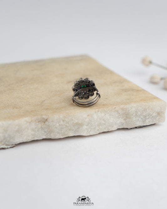 Liniya Finger Ring