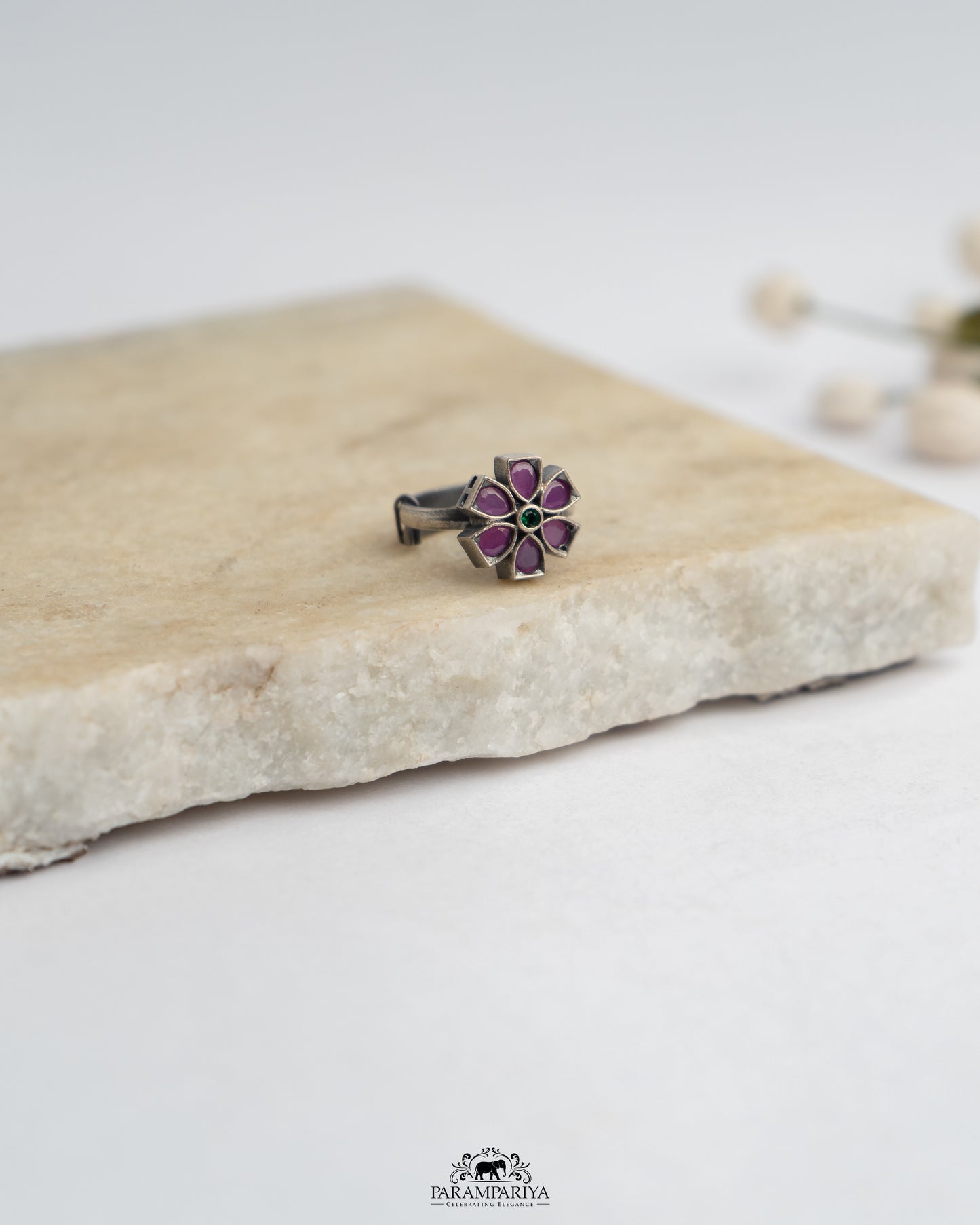Idhay Finger Ring