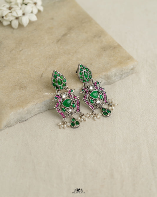 pure silver kemp stone earrings.
