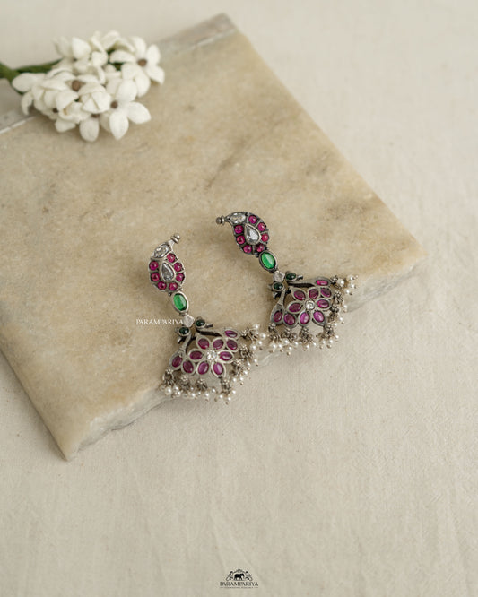 92.5 pure silver oxidised kemp stone earrings.