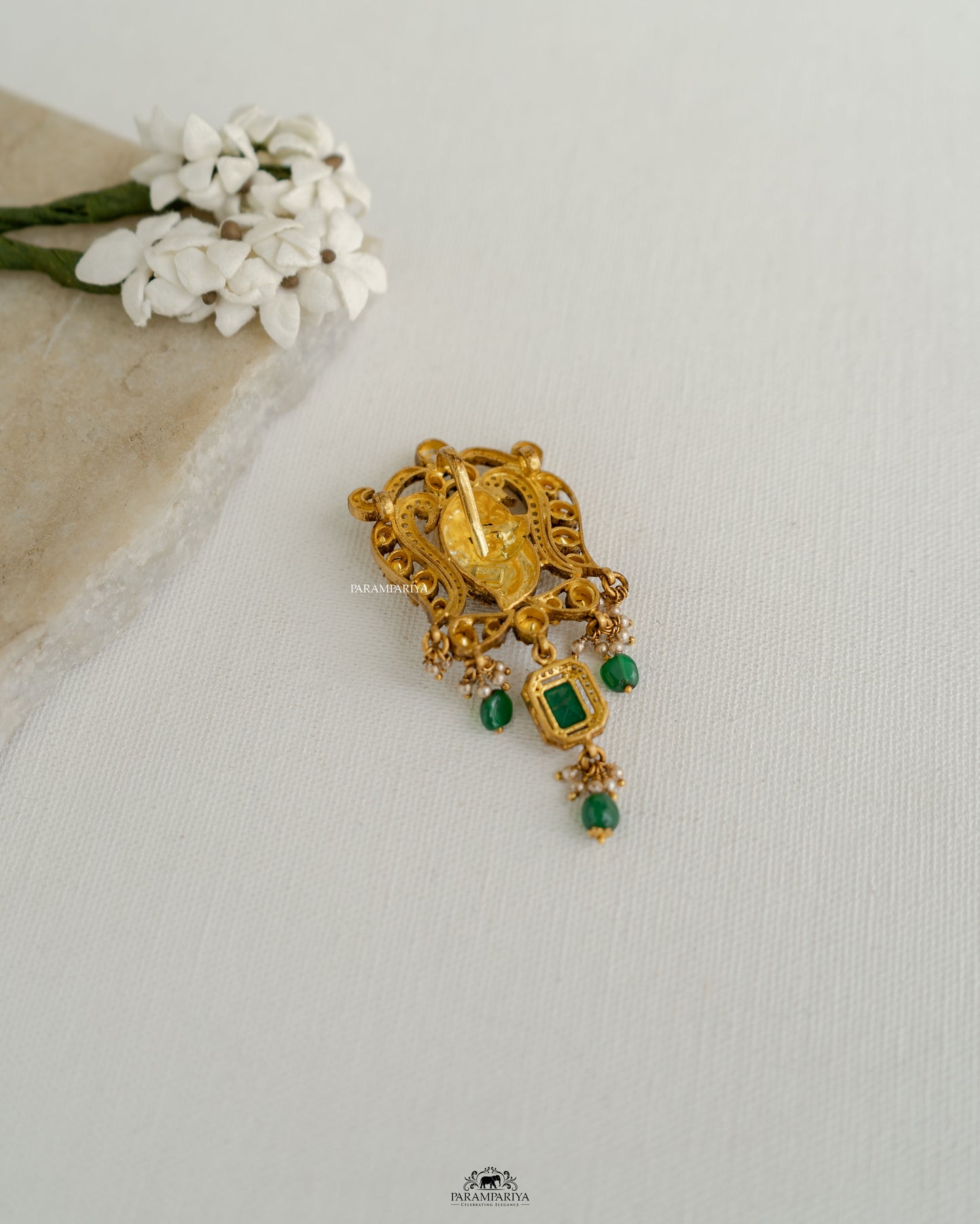Anouka Pendant